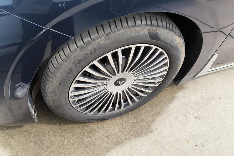 Used VOYAH Dream 2025 PHEV Four-Wheel-Drive Flagship Kunpeng Edition
