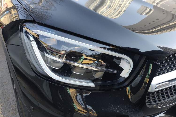 Used Mercedes-Benz GLC 2020 Facelift GLC 260 L 4MATIC Luxury Edition Right Front Headlight