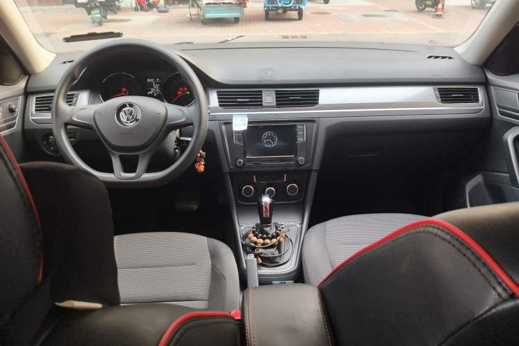 Used Volkswagen Bora 2018 1.5L Automatic Fashion Model
