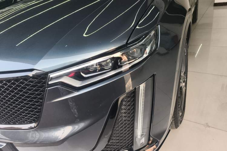 Used Cadillac XT6 2022 2.0T Six-Seater Four-Wheel-Drive Prestige Version
