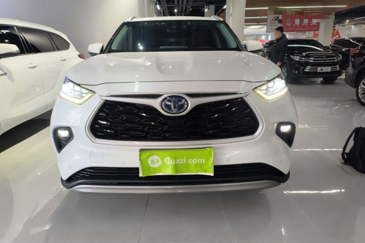Used Toyota Highlander 2022 Dual-Engine 2.5L Four-Wheel Drive Prestige Version 7 Seats
