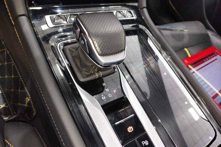 Used Hongqi H6 2023 2.0T ZhiZhen Edition
