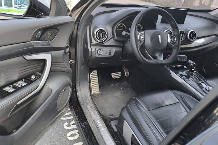 Used Wey VV7 2017 2.0T Flagship Model
