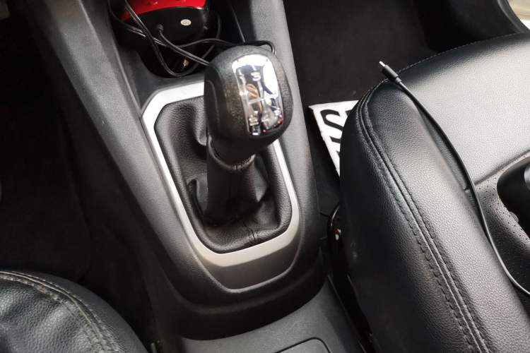 Used Citroen Elysee 2015 ZhiShang Edition 1.6L Manual Comfort Model