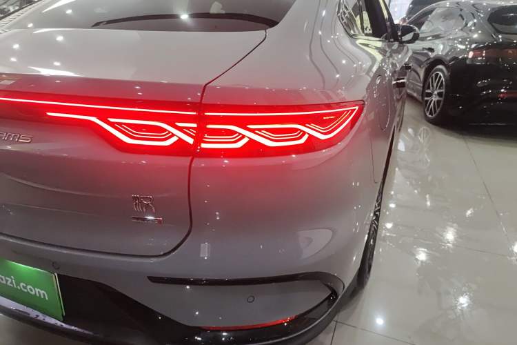 Used BYD Han 2025 DM-i Intelligent Driving Edition 125KM LiDAR Flagship Model