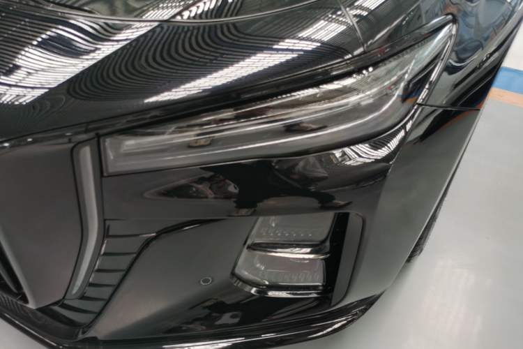 Used Hongqi H5 2025 1.5T DCT Xuan Ying Edition Left Front Headlight