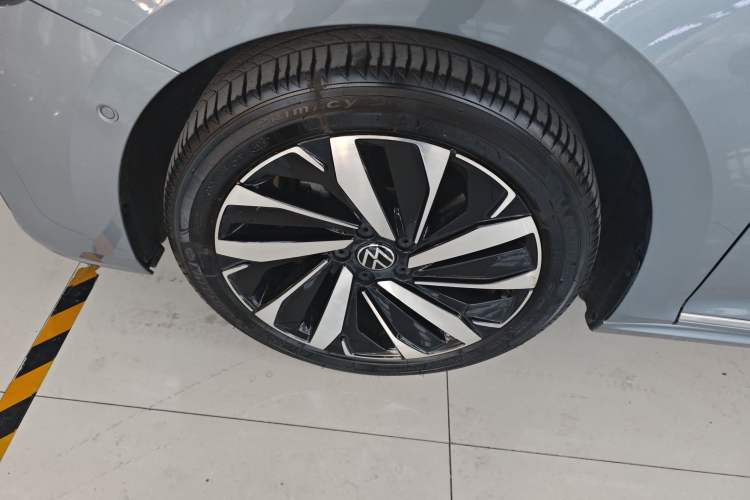 Used Volkswagen Passat 2022 330TSI Starry Luxury Edition