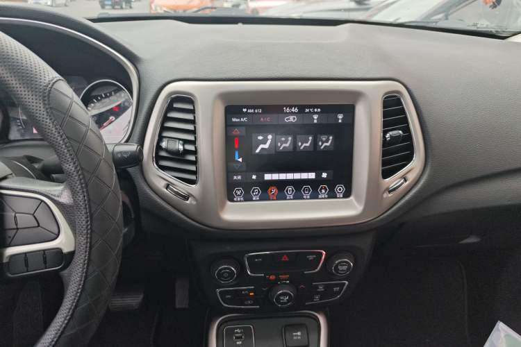 Used Jeep Compass 2019 220T Automatic Enjoyment Version