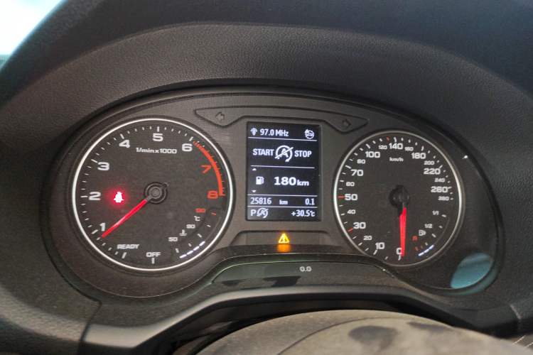 Used Audi Q2L 2023 35TFSI Fashion Dynamic Model
