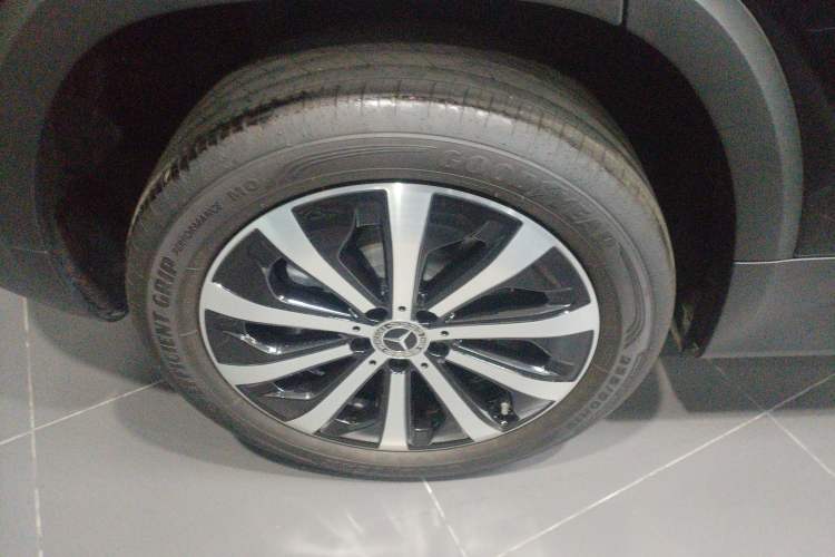 Used Mercedes-Benz GLB 2024 Refresh GLB 220 Fashion Edition