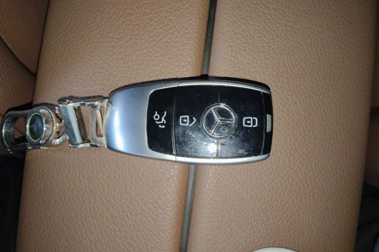 Used Mercedes-Benz E-Class 2020 Restyled E 300 L Sporty and Stylish Edition
