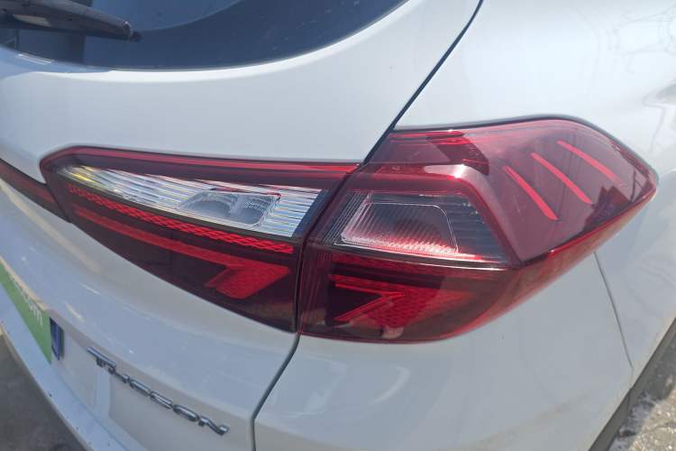 Used Hyundai Tucson 2019 280TGDi Dual-Clutch Two-Wheel Drive Fashion Edition China V Standard Right Rear Taillight