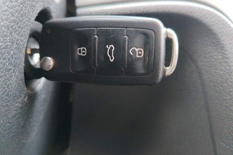 Used Volkswagen Passat 2014 1.8TSI DSG 30th Anniversary Edition