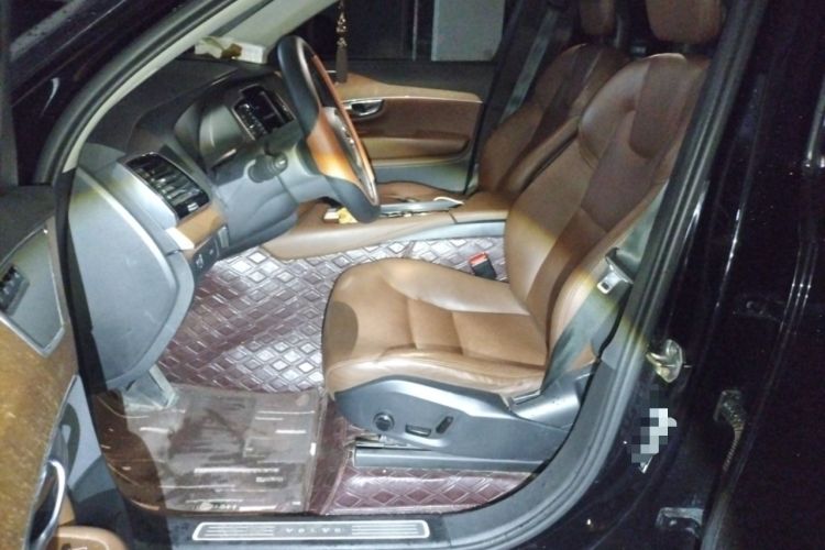 Used Volvo XC90 2020 T6 Zhiyi Luxury 7-Seater Left Front Seat