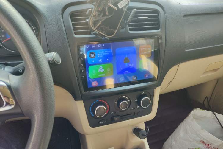 Used Dongfeng Fengon 370 2016 1.5L Manual Standard Model II 7 Seats