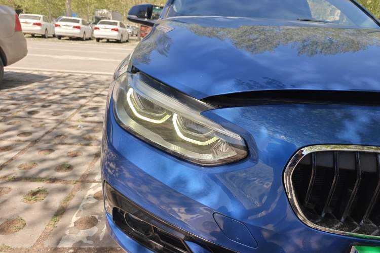 Used BMW 1 Series 2018 118i Sport Edition Right Front Headlight