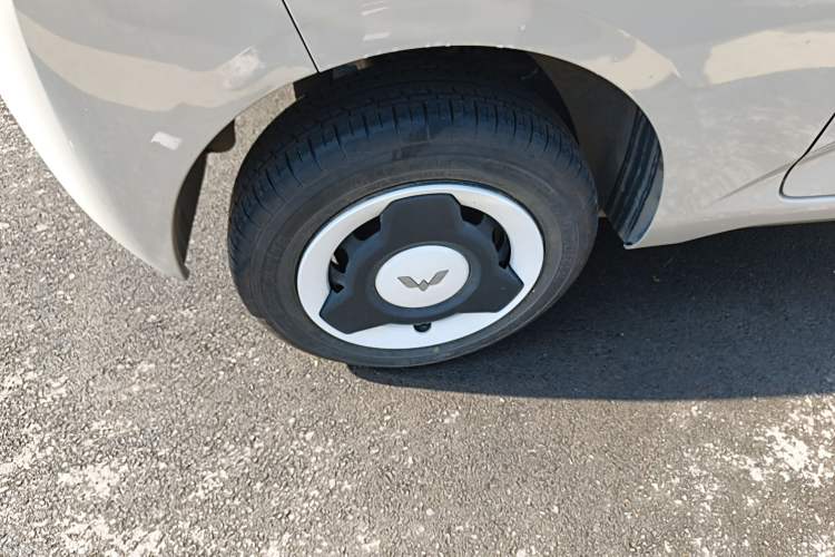 Used Wuling Hongguang MINIEV 2024 3rd Generation 215km Youth Edition Exterior 5