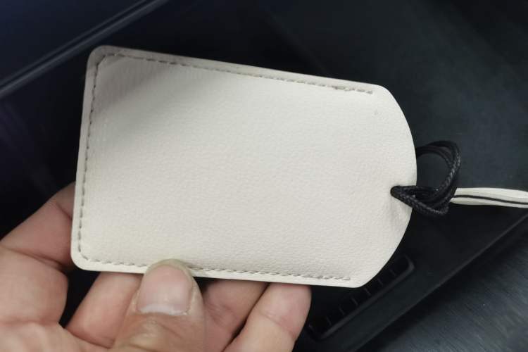 Used Xiaomi Auto SU7 2024 Four-Wheel Drive Ultra-Long Range Advanced Intelligent Driving Max Edition
