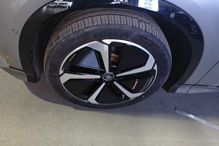 Used BYD Song L EV 2025 Intelligent Driving Version 662 km LiDAR Excellence Edition