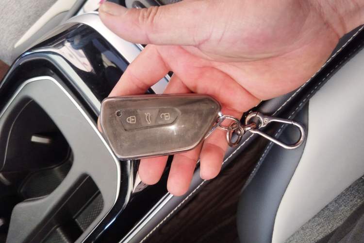 Used Volkswagen ID.4 CROZZ 2024 Revised Version PURE+ Vehicle Key