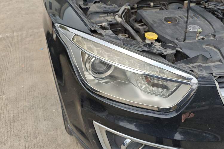 Used Bestune X80 2013 2.0L manual luxury version