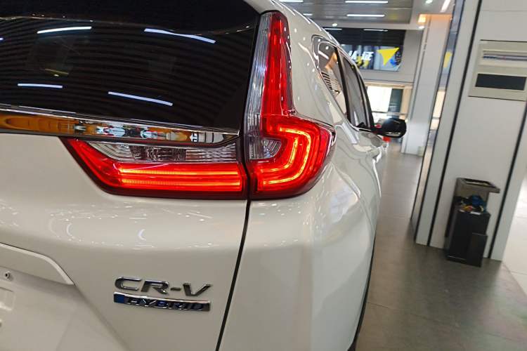 Used Honda CR-V 2019 Rui Hybrid 2.0L 2WD Pure Speed Version China VI Emission Standard