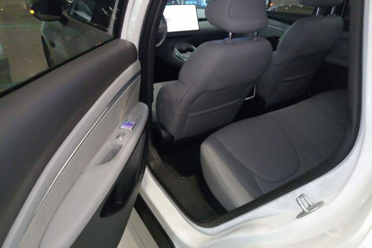 Used XPeng MONA M03 2024 620 with Ultra-Long Range
