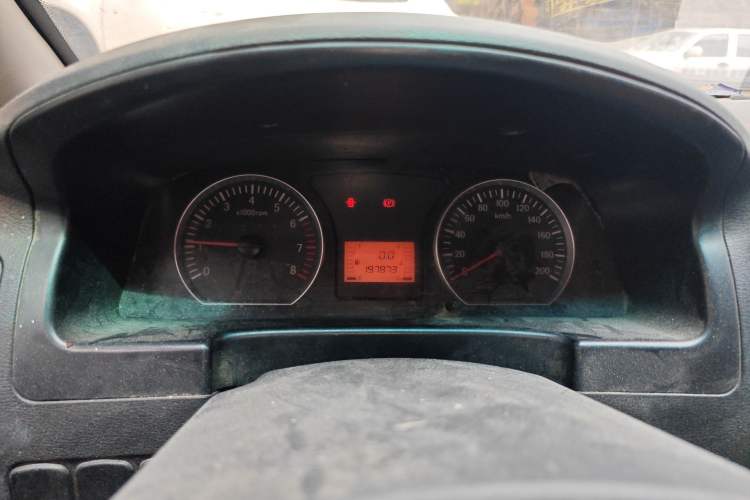 Used FORTHING Lingzhi 2017 M3L 1.6L 7-Seater Comfort Model
