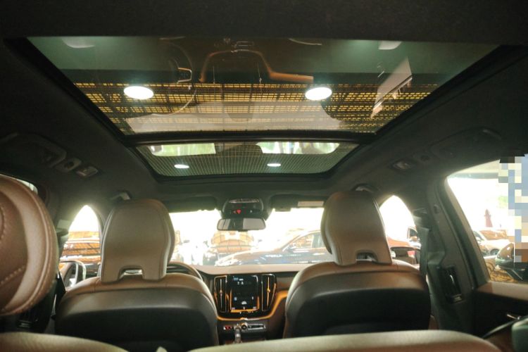 Used Volvo XC60 2021 T5 4x4 Smart Luxury Edition