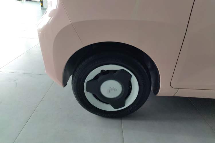 Used Wuling Hongguang MINIEV 2022 Macaron Premium Model – Lithium Iron Phosphate
