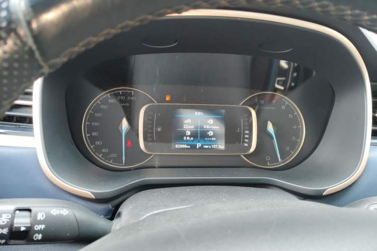 Used Oshan COS1 2018 1.5T Automatic Yue 6-Seater
