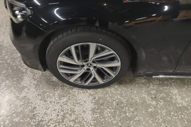 Used Mercedes-Benz E-Class 2024 E 300 L Stylish Model
