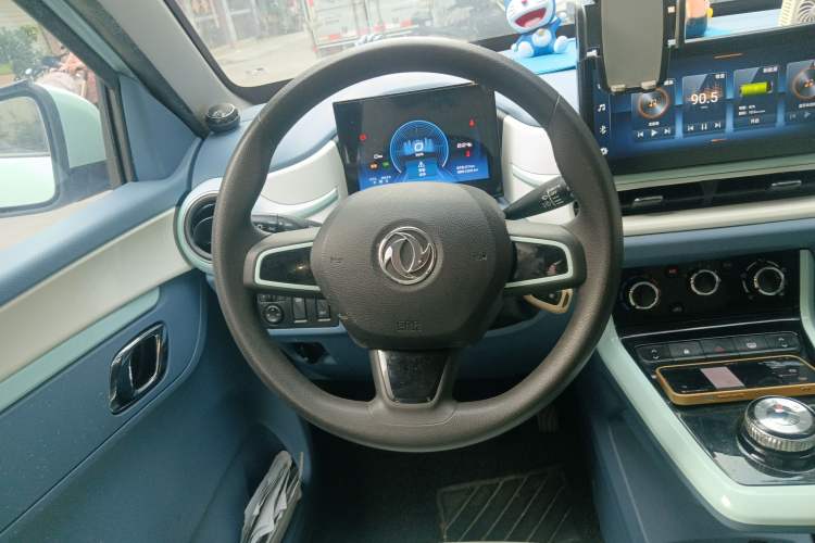 Used Dongfeng NAMMI BOX 2022 Chasing Wind Edition 351 km Advanced Model Steering Wheel