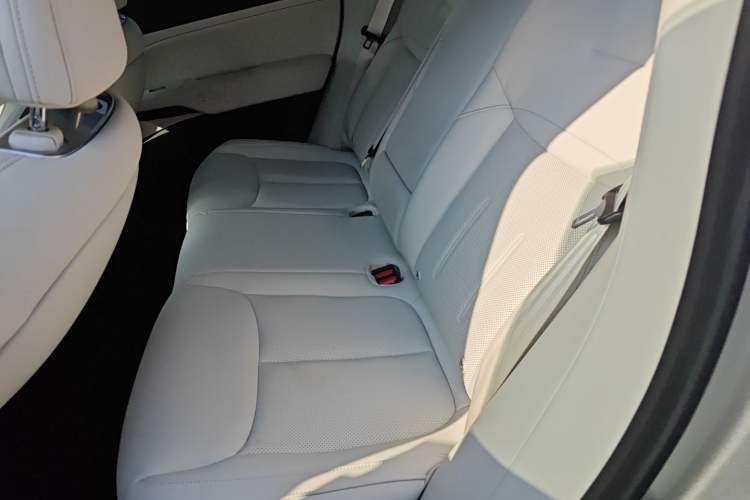 Used XPeng G6 2023 580 Long-Range Pro Interior 4