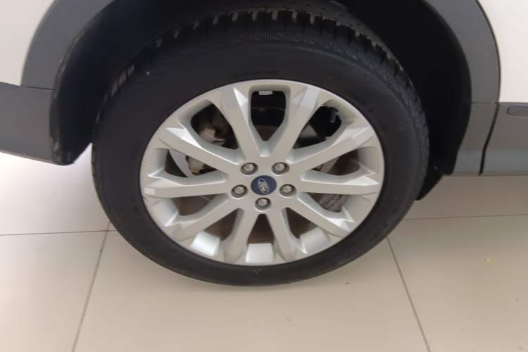 Used Ford Kuga 2015 1.5L GTDi Two-Wheel Drive Fashion Edition