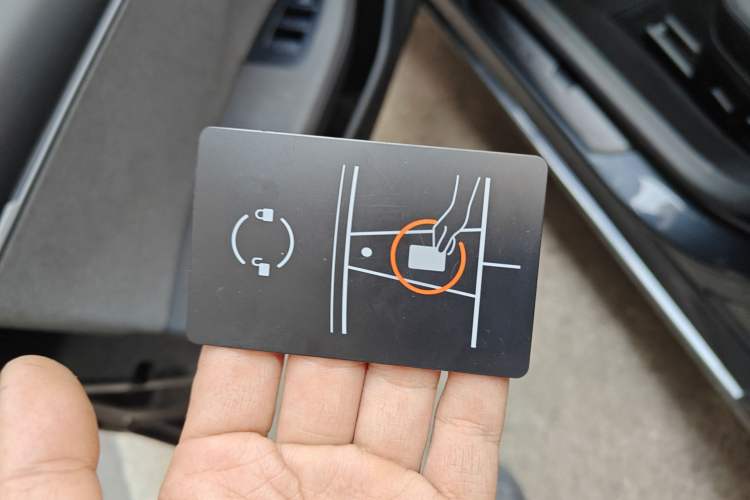 Used Tesla Model 3 2025 Model Revised Rear-Wheel-Drive Version
