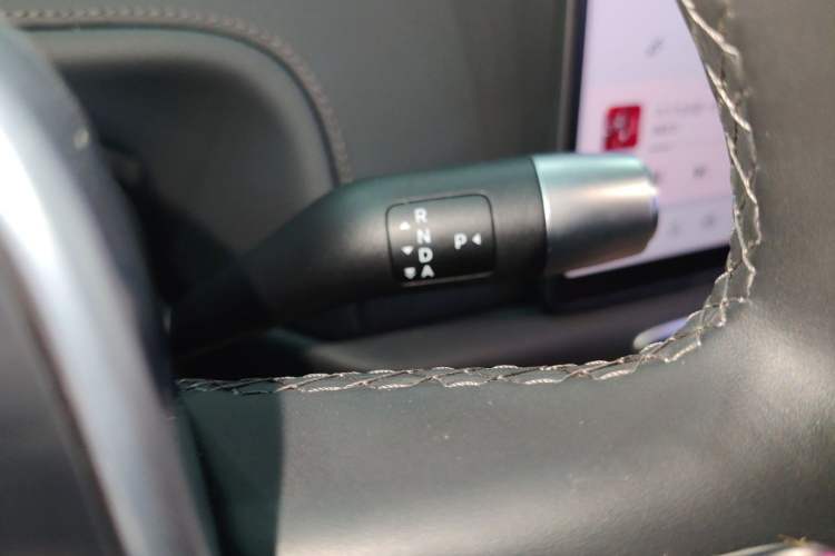 Used Li Auto L6 2025 Pro Smart Refresh Edition Gear Lever
