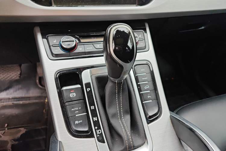 Used Geely Auto Emgrand X7 Sport 2016 1.8TD Automatic Smart Model