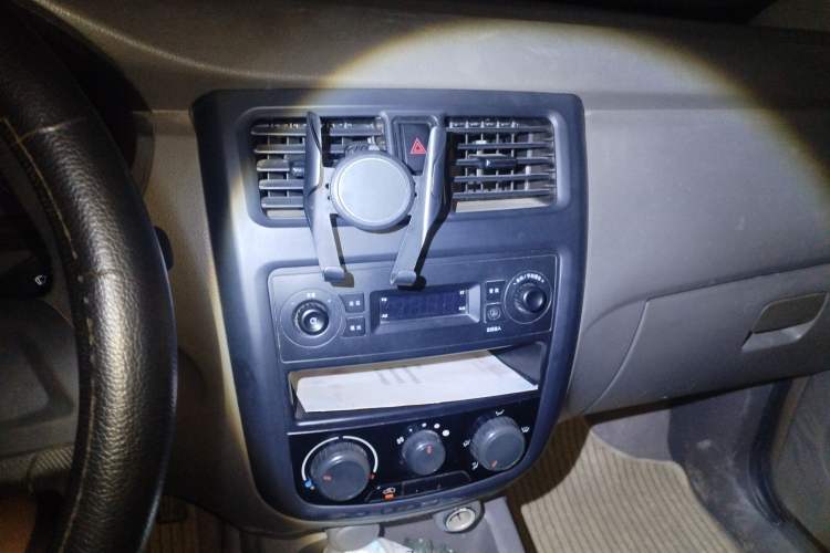 Used Wuling Rongguang V 2015 1.5L Practical Version