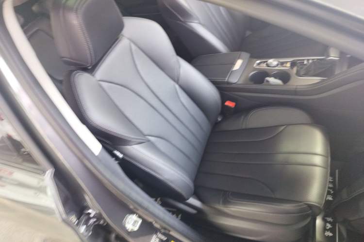 Used CHANGAN CS75 PLUS 2021 1.5T Automatic Luxury Version Right Front Seat