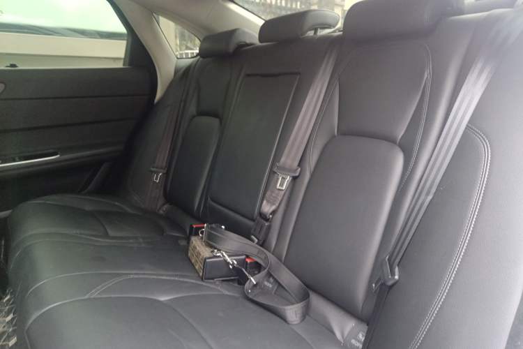 Used Jaguar XFL 2019 XFL 2.0T 200 PS Two-Wheel-Drive Elite Edition