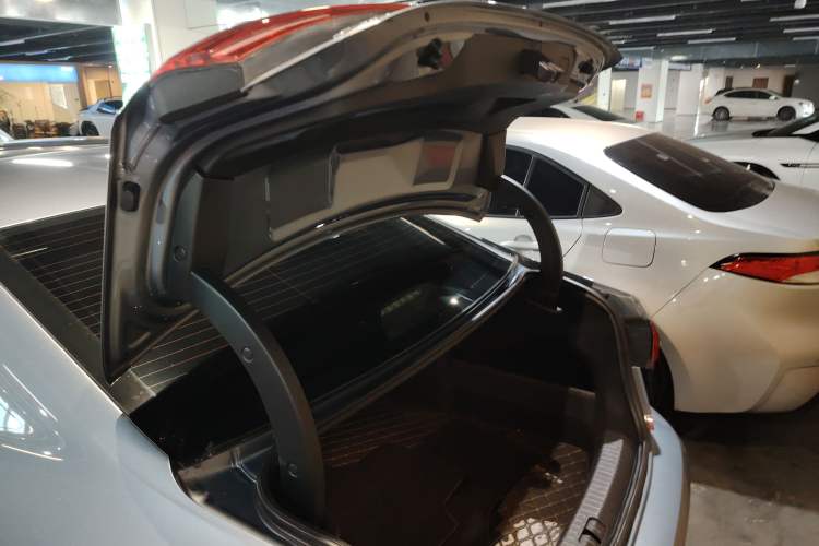 Used Volkswagen Passat 2022 330TSI Elite Edition Trunk