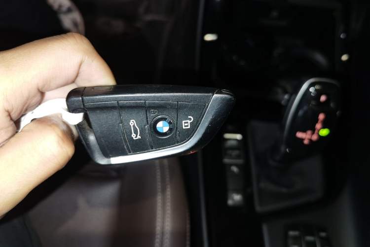 Used BMW X1 2020 xDrive25Li Luxury Edition Vehicle Key
