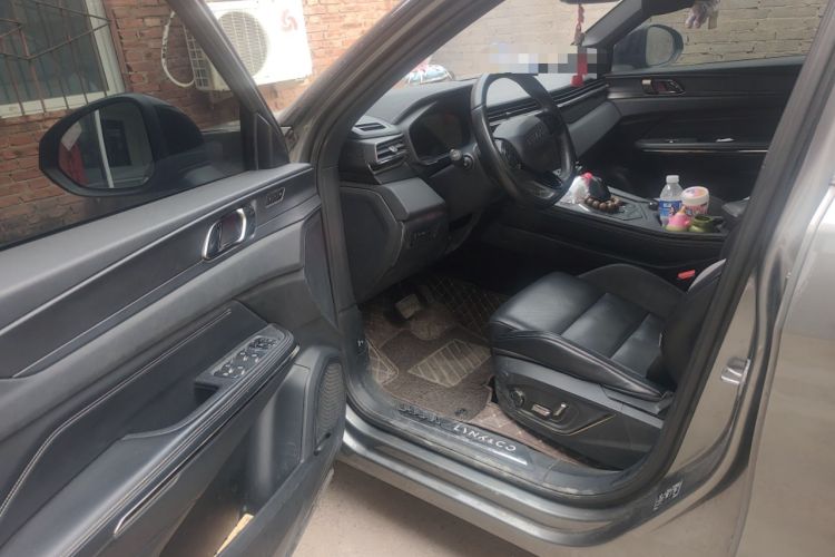 Used Lynk & Co 01 EM-P 2021 1.5TD PHEV Halo Driver Seat