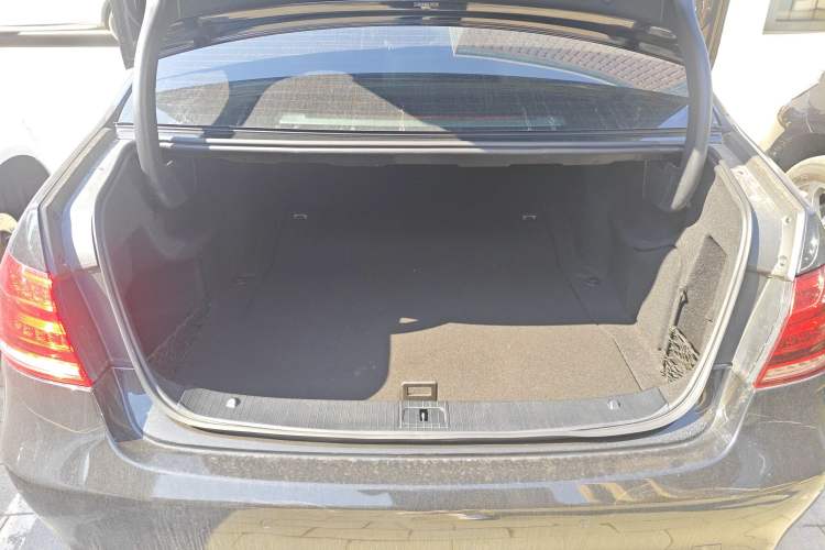 Used Mercedes-Benz E-Class 2015 Revised E 180 L Sport Edition
