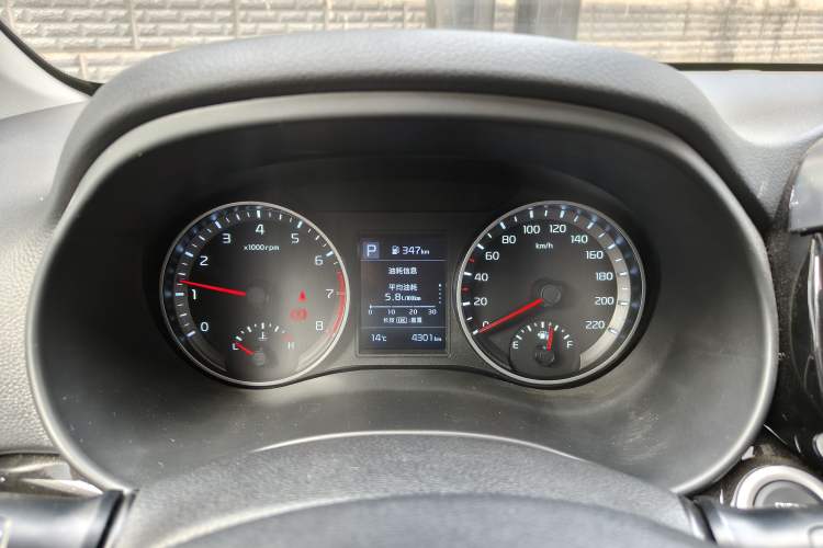 Used Kia kx1 Stonic 2021 1.4L CVT Sunroof Model
