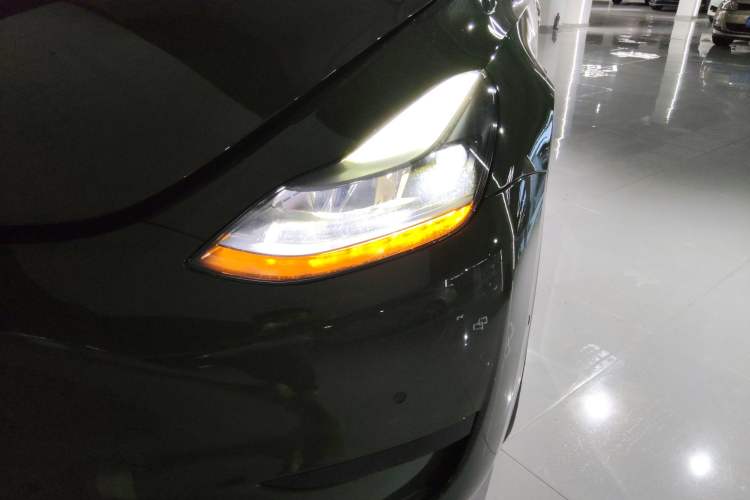 Used Tesla Model Y 2022 Rear-Wheel-Drive Version