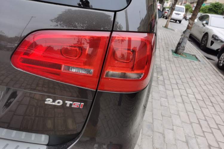 Used Volkswagen Sharan 2014 2.0 TSI Standard Model
