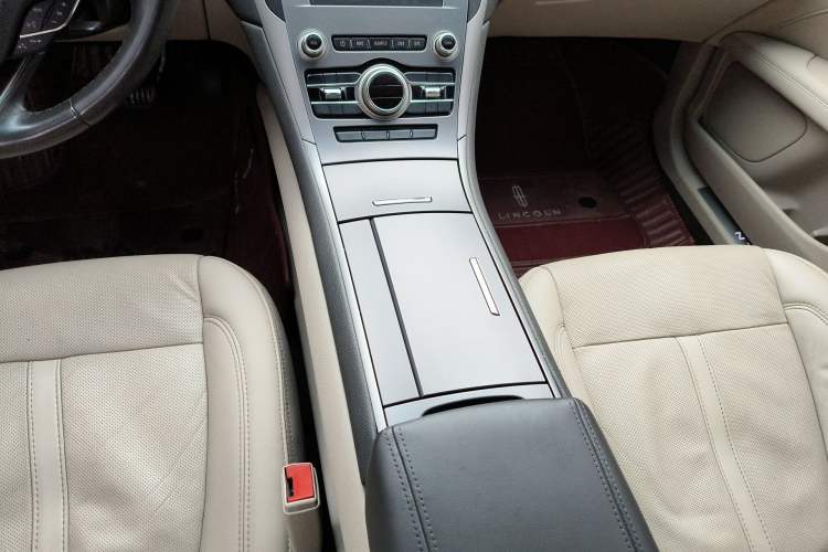 Used Lincoln MKZ 2019 2.0T Luxury Edition China VI Standard