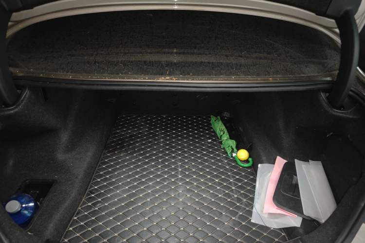 Used BMW 5 Series 2021 530Li Luxury Edition M Sport Package Trunk